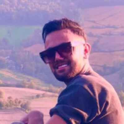 دانلود آهنگ علیرضا رحیم پور سر کیفی عزیز برقراری